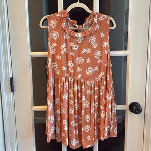 MATERNITY- flower tank